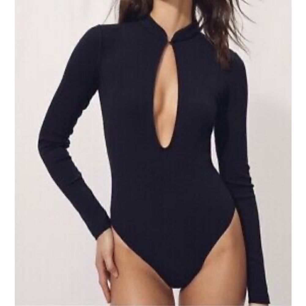 Aritzia Wilfred Harlequin Long Sleeve Bodysuit Key Hole Plunge Womens XXS Black